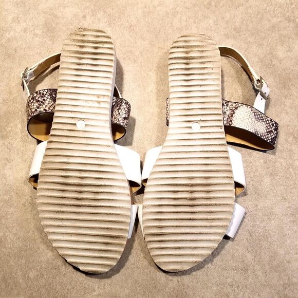 Restricted Womens   Size 9 White  Open Toe Slingback Sandals - Picture 9 of 10